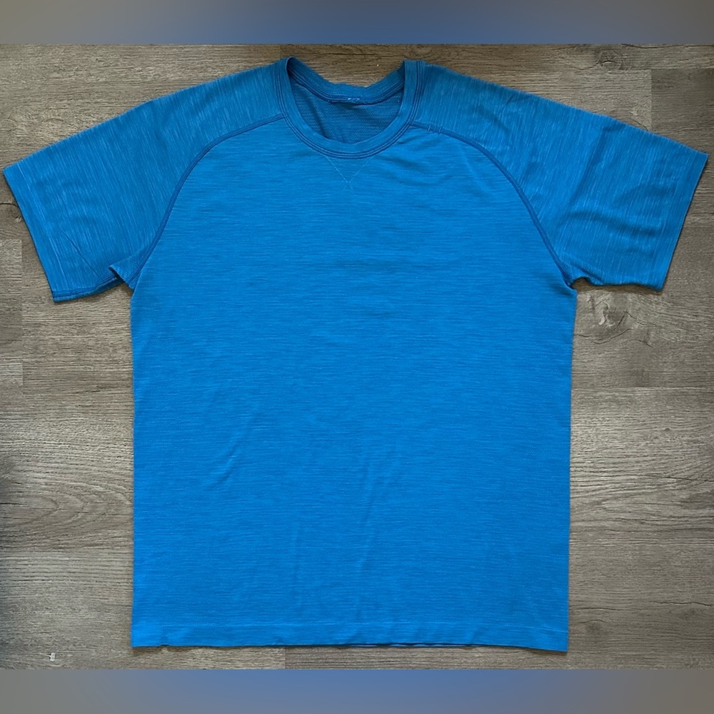 Lululemon Metal Vent Tech Short Sleeve Shirt Blue Size Large